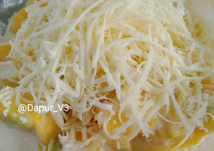 Resep gampang membuat Salad mangga yang spesial