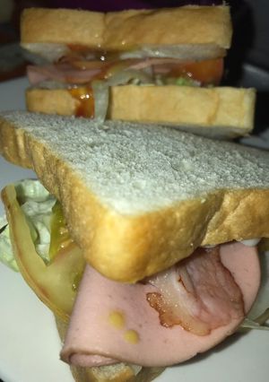 Una foto de Sándwich con tocineta🥪