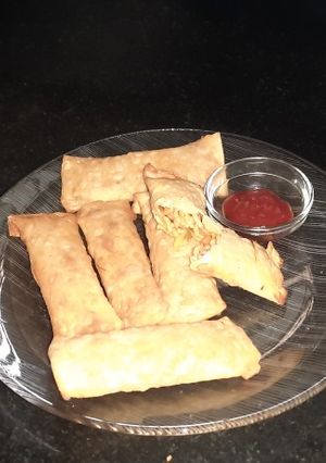 A picture of Veg.spring roll.