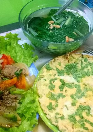 Hình của món Mâm cơm nhà em.
