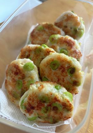 A picture of Easy Chicken Breast and Edamame Hanpen Patties.