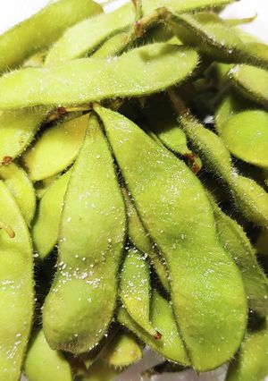 A picture of ♫Super Easy! Microwave Edamame♫.