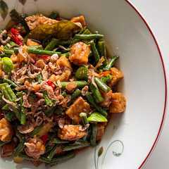 Oseng Kacang Panjang Tempe Pete রেসিপির প্রধান ছবি