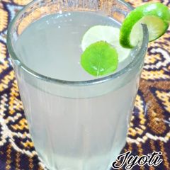 A picture of Lemon Sharbat.
