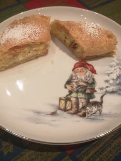 Rétes, hájas leveles tésztából. 🙂 recept fotója