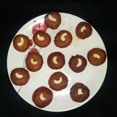 A picture of Makan peda.