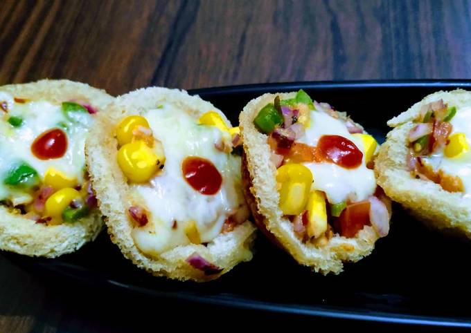 Mini Pizza Cups in Appe Pan