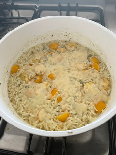 Una foto de Risotto de tomate Amarillo