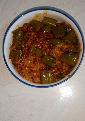 राजस्थानी मिर्च के टिपोरे (RAJASTHANI TIPORE RECIPE IN HINDI) रेसिपी मुख्य फोटो