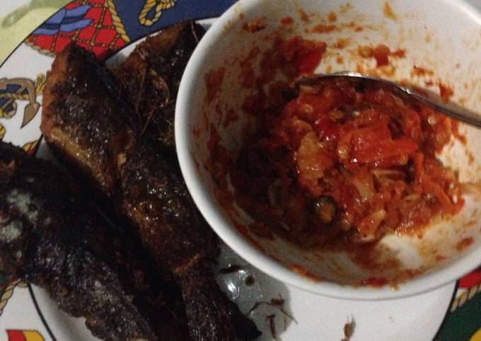 Ini dia! Resep gampang memasak Lele goreng Sambal Korek endesss  sempurna