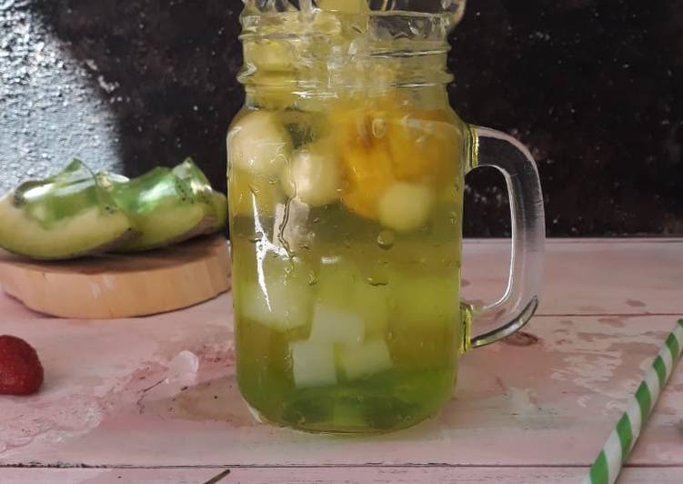 Es Jelly Melon Nata De Coco