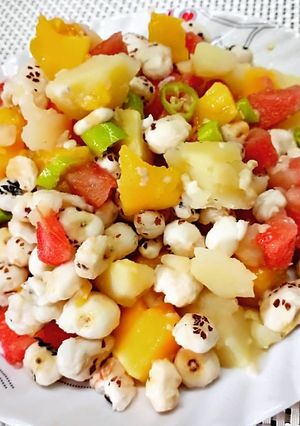 A picture of Makhane ka chaat.