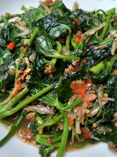 Foto resep Tumis Kangkung pedas teri