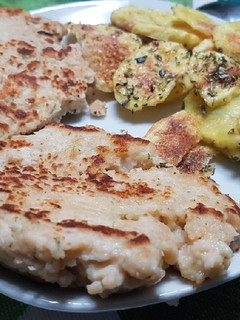 Una foto de Hamburguesas de salmón caseras