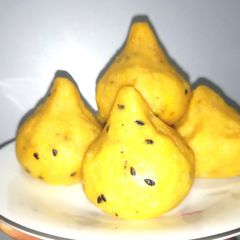 A picture of Plantain kozhukatta Plantain sweet balls.