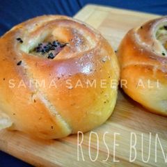 A picture of Rose buns.
