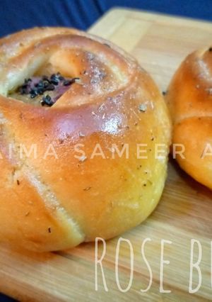 A picture of Rose buns.