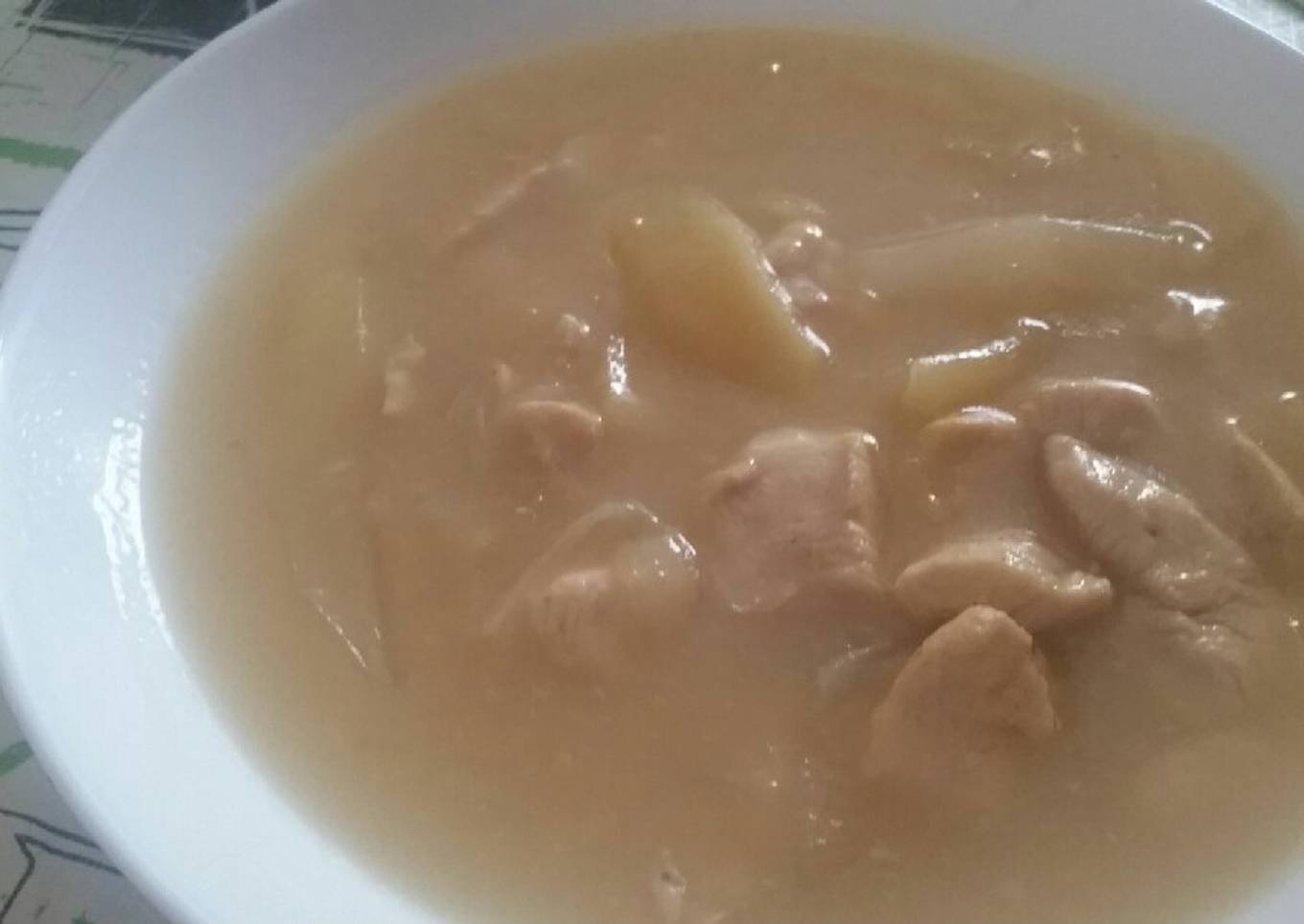 Pollo a la manzana con crema de champiñones