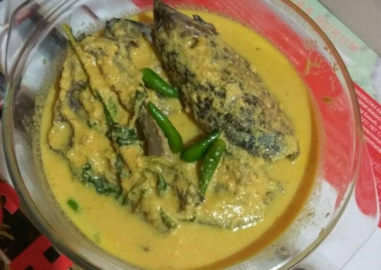 Gulai Kapalo Ikan Uni Mar