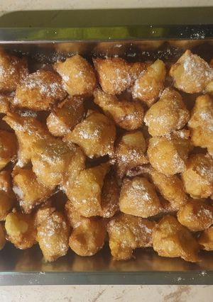 Una foto de Buñuelos rellenos de crema