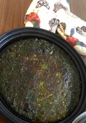 عکسی از دستور کوکوسبزی در مایکروفر