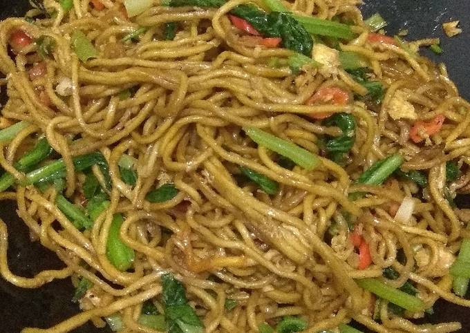 Anti Ribet, Membuat Mie Goreng Telur Yang Sederhana