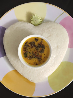 ஹார்ட் இட்லி (Heart Idly) (Idli recipe in tamil) செய்முறை முக்கிய புகைப்படம்