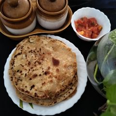 A picture of Sattu paratha.