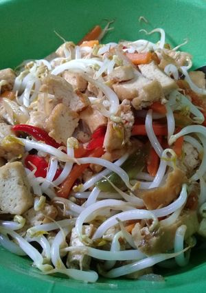 Foto resep Tumis tahu perpaduan toge & wortel 😋