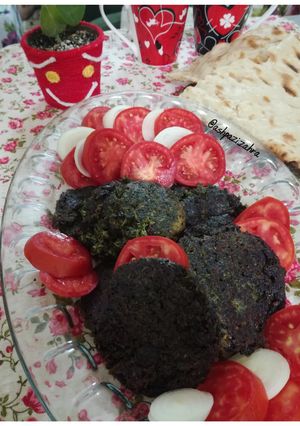 عکسی از دستور کوکو سبزی قالبی
