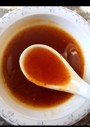 A picture of Samosay wali meethi chutney.