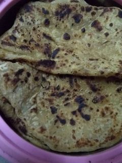 আলুর পরোটা রেসিপির প্রধান ছবি