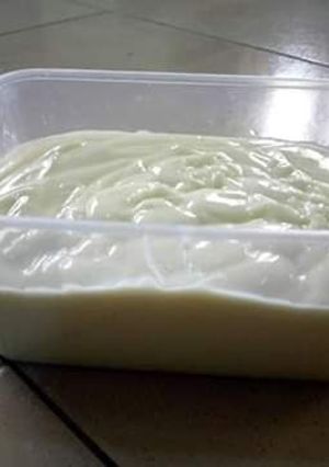 A picture of Homemade Mayonnaise.