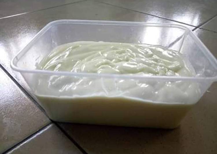 Homemade Mayonnaise