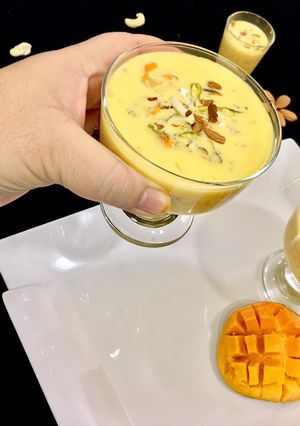 A picture of Mango falooda (without jelly and ice cream).