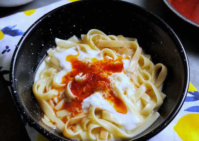 PASTA with Tomato Sauce & Garlic Yogurt