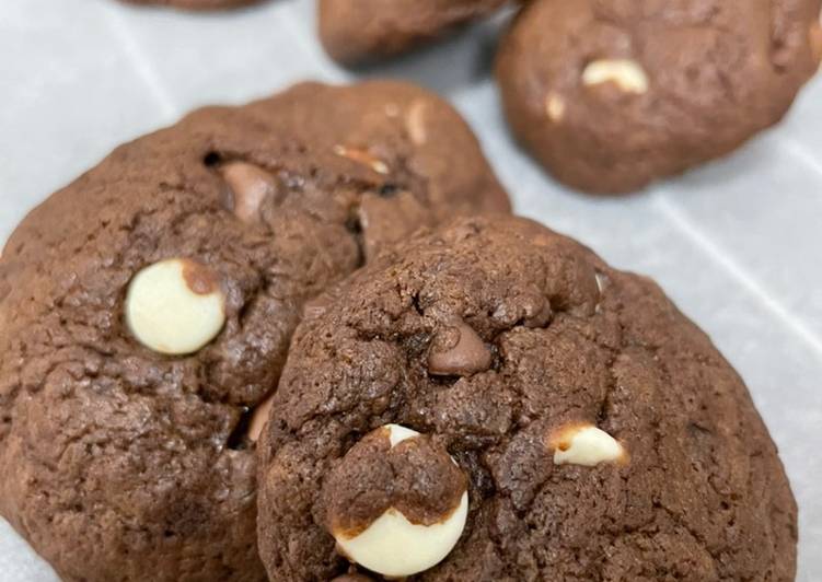 Recipe of Quick Sourdough Chocochip Cookies