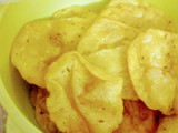 જીરૂં અજમો પૂરી(jiru ajmo puri recipe in gujarati)