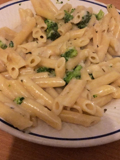 Una foto de Pasta con brócoli (vegetariana)