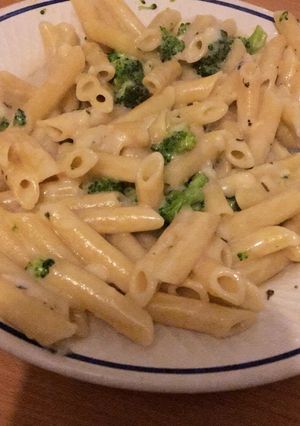 Una foto de Pasta con brócoli (vegetariana)
