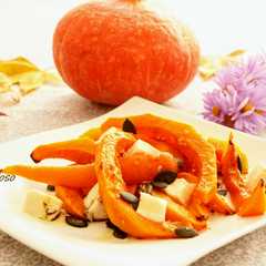 Una foto de Verduras de calabaza y zanahoria asadas con queso de cabra