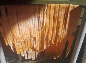 Una foto de Fideos caseros de morrón