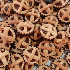 A picture of Mini banana tarte.