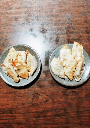 A picture of Parsley & Cheese Okaka Fried Gyoza.