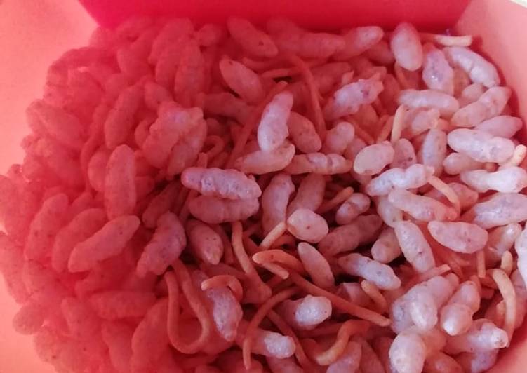 Roasted rice puffs namkeen