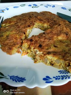 স্প্যানিশ অমলেট (Spanish omelette recipe in Bengali) রেসিপির প্রধান ছবি