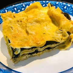 A picture of Alfredo Spinach Lasagne.