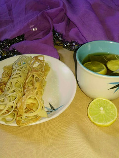 A picture of Egg crepes.