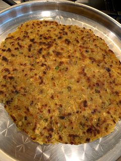 ખીચડી ના થેપલા (Khichdi Thepla Recipe In Gujarati) રેસીપી મુખ્ય ફોટો