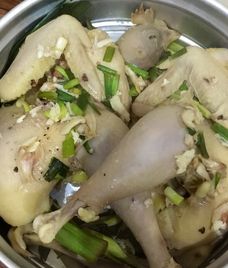 gà hấp mắm nhĩ